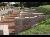 00523 ostia - regio v - wahrscheinl (v,14,1) - (v,15,1) - zwischen porta romana und terme di nettuno (ii,iv,2) - ri osten - 2014.jpg